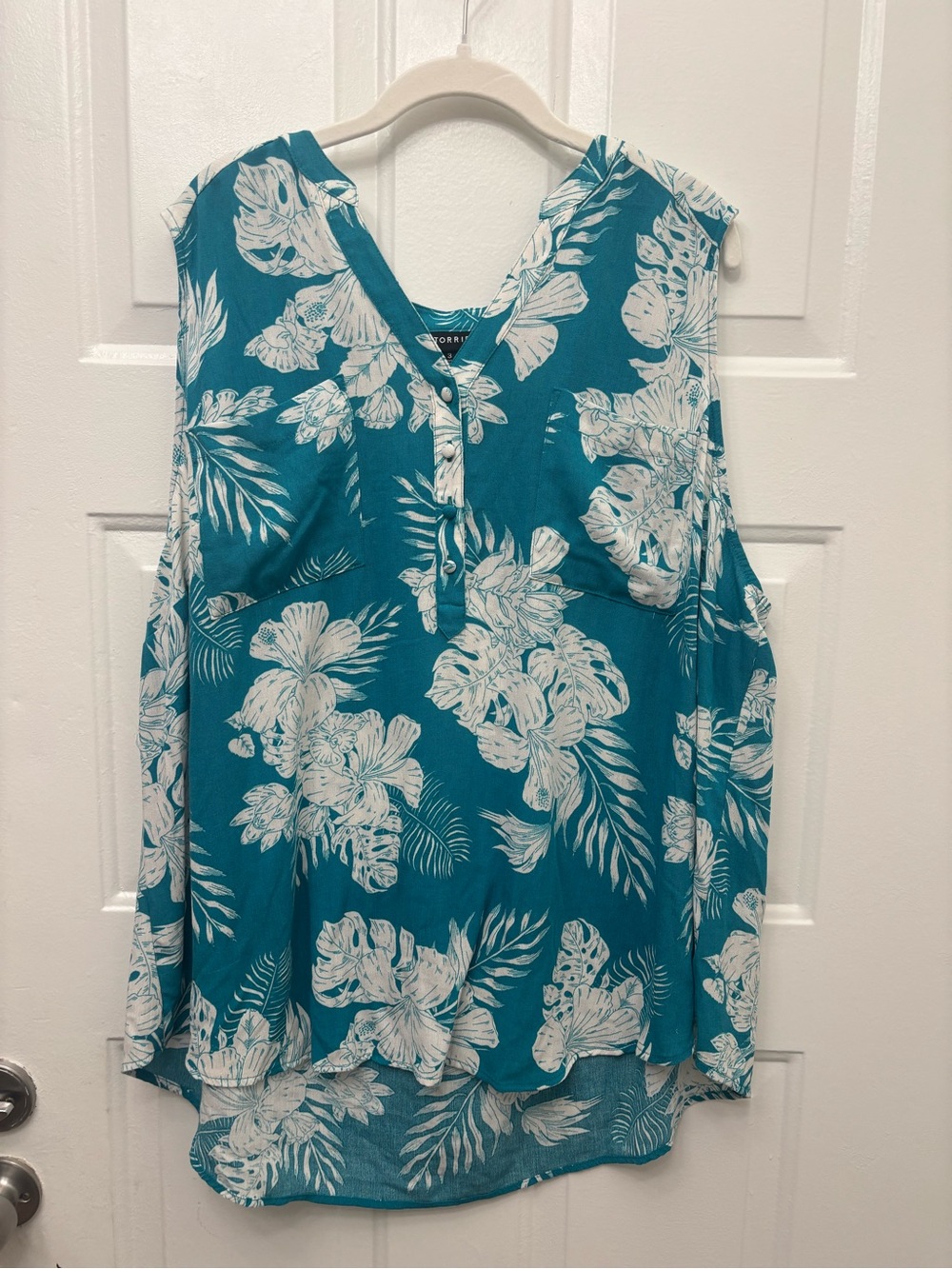 torrid Teal Floral V-Neck Sleeveless Tunic